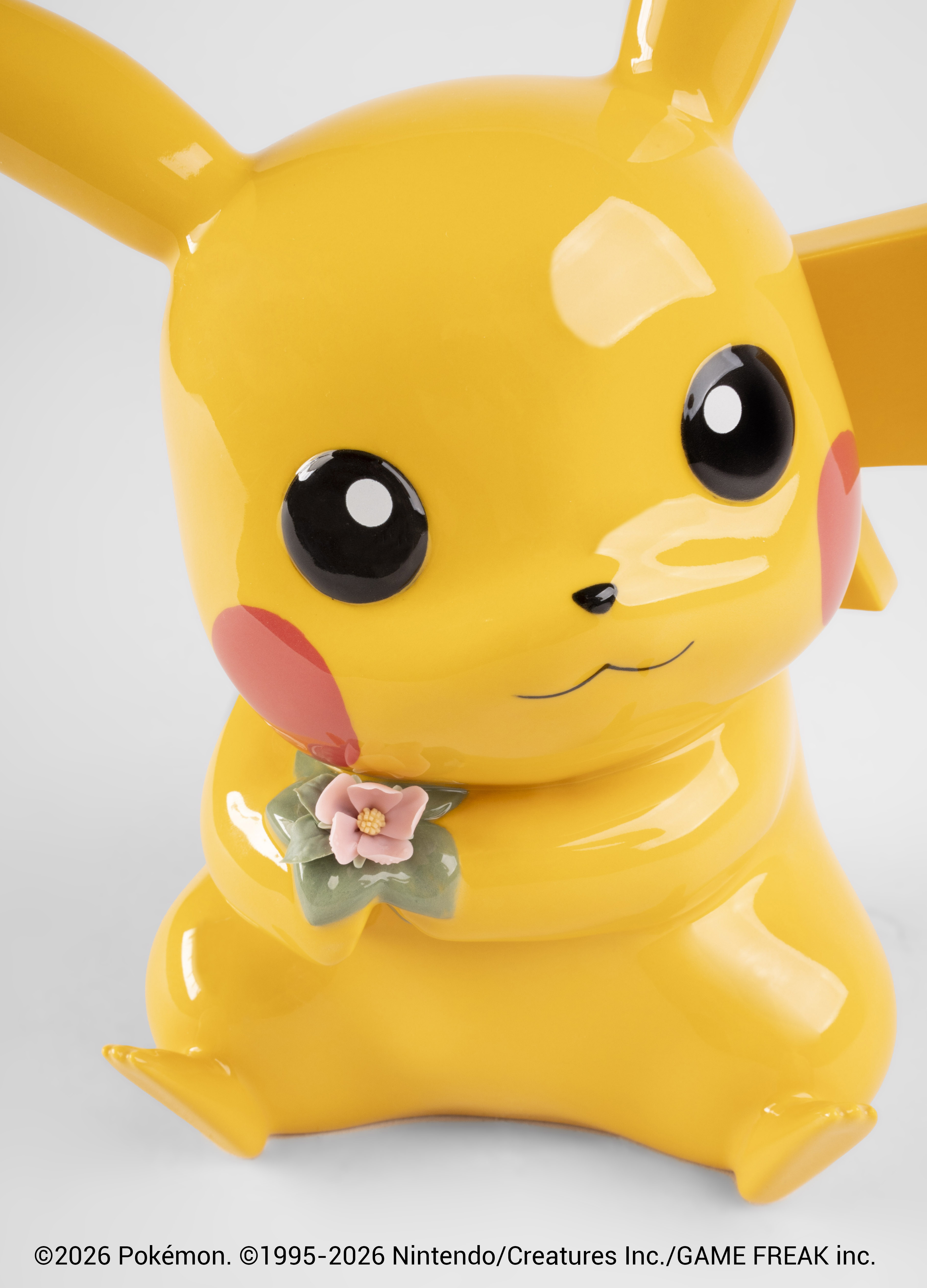 『ポケモン』×「リヤドロ」のコラボで、100万円の「ピカチュウ&イーブイ」磁器作品が予約販売を開始
_008