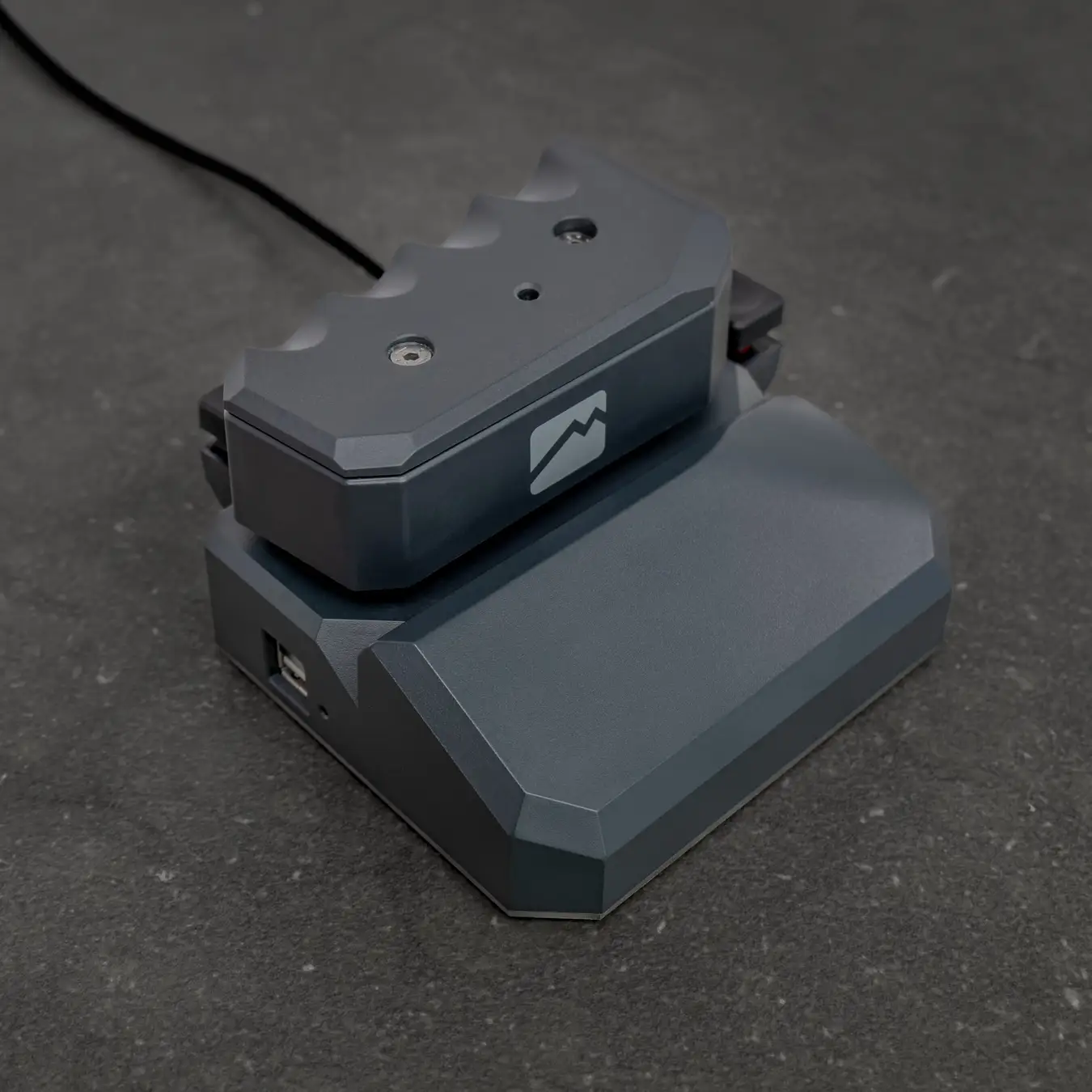 ドイツ産ゲーミングギア「MoveMaster RSG」が日本で正式展開開始。本体上部をスライドさせる独自設計_002