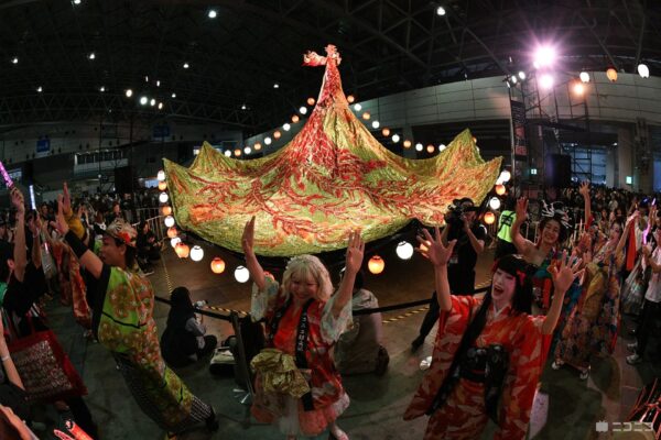 小林幸子さんが「ニコニコ超会議2026」に降臨。今年は「花咲かばあさん」となって東京の桜とともに“満開”に_002