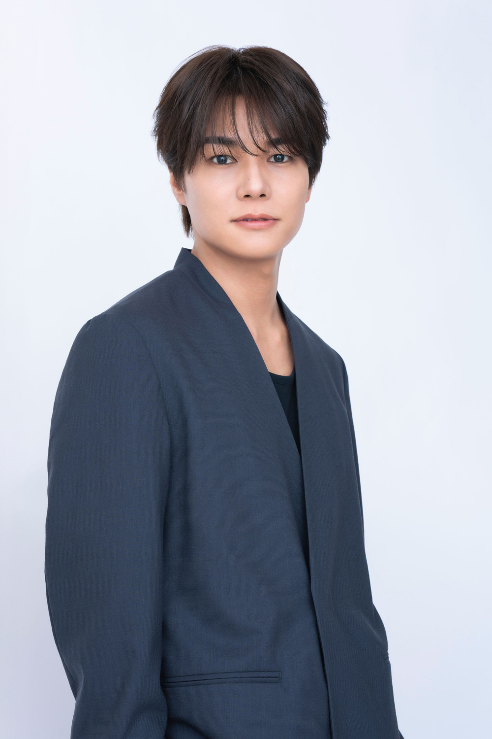 アニメ『幻想水滸伝』ルカ・ブライト役は⼋代拓さんに決定。第1弾PV、追加キャスト情報が公開_010