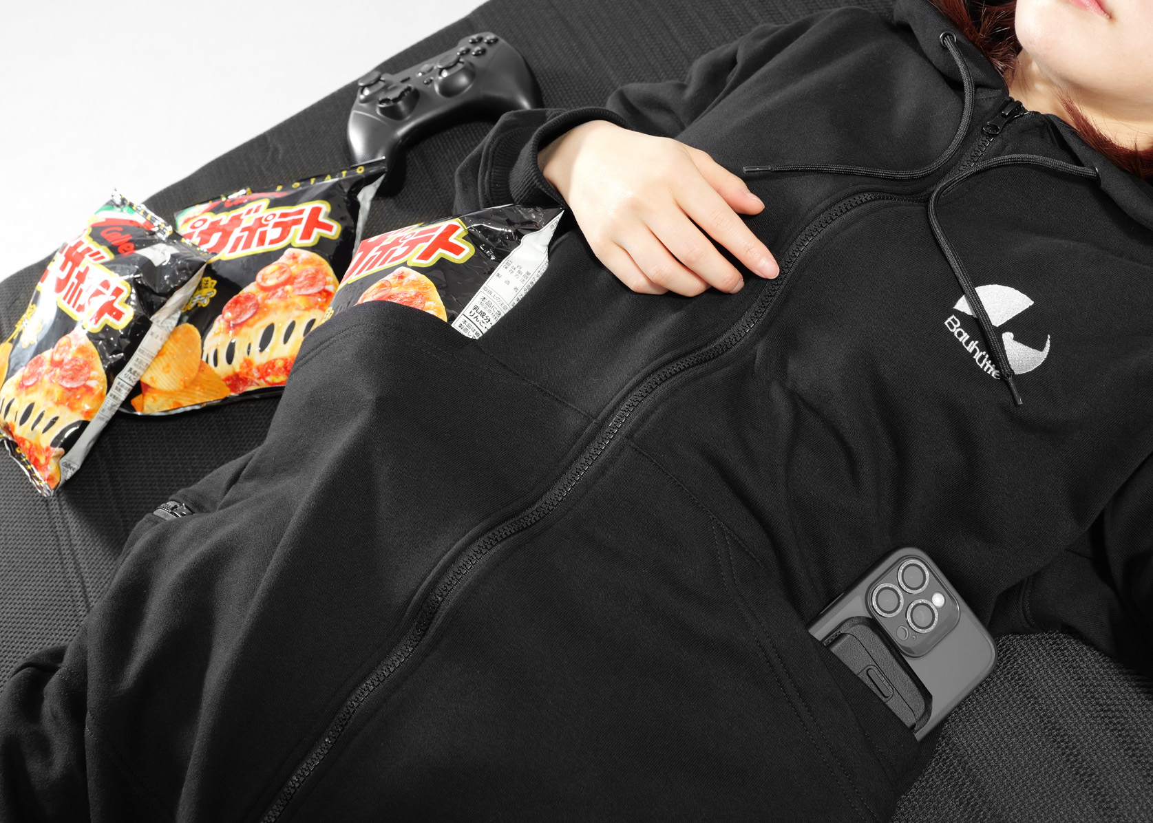 バウヒュッテの「ゲーミング着る毛布」に通年仕様の全身スウェットが登場_002