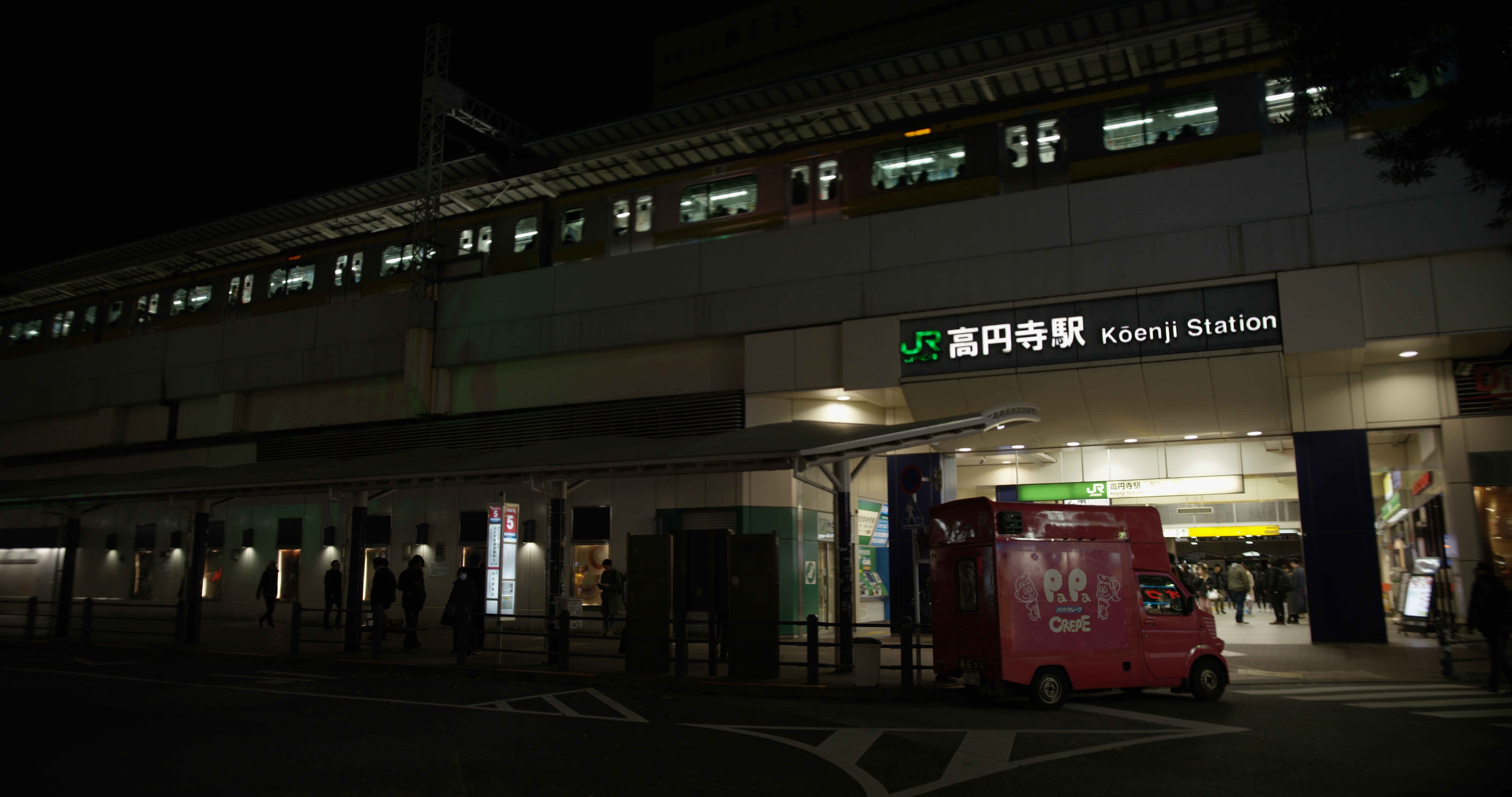 【閲覧注意】CGゼロの特撮ホラー映画『バケモノ』5月1日から1週間限定で上映決定。東京の安民泊に潜むおぞましい異形を描く_001