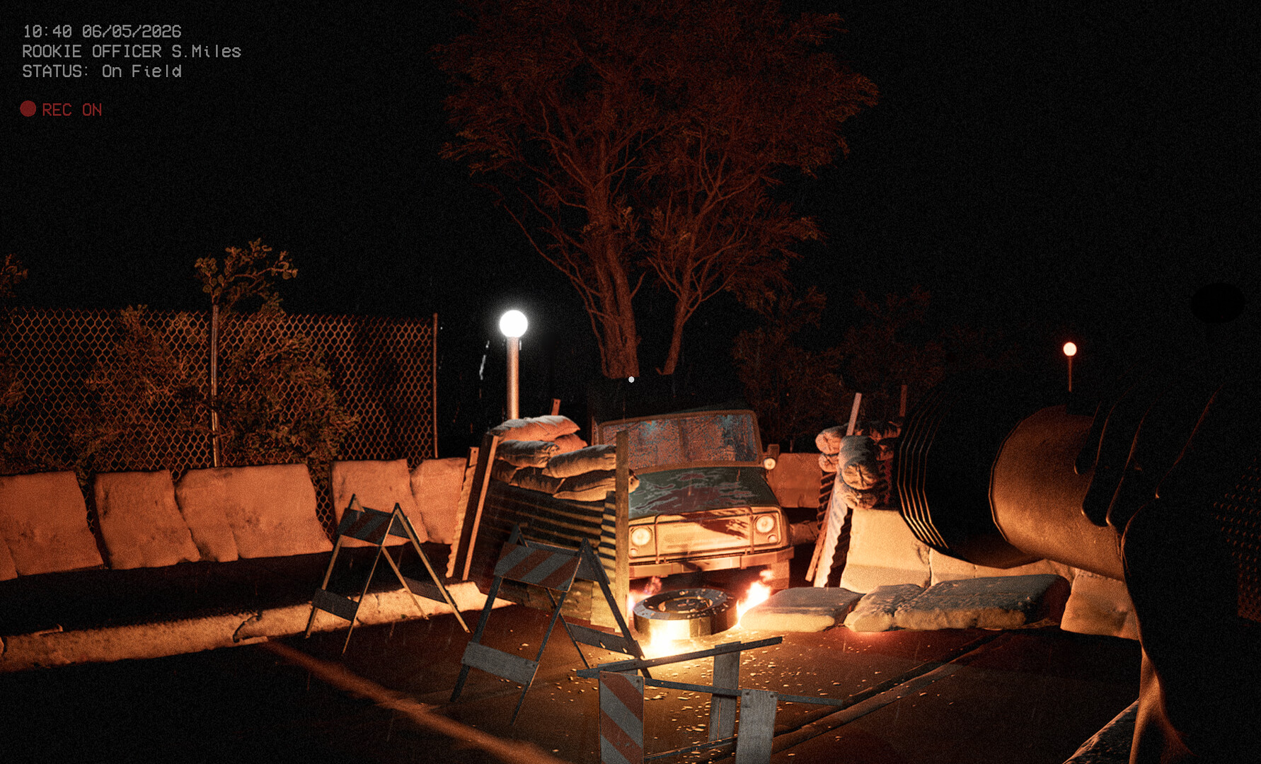 恐竜のような獣から隠れて研究所を調査するホラーゲーム『D-Extinction』が面白そう_005