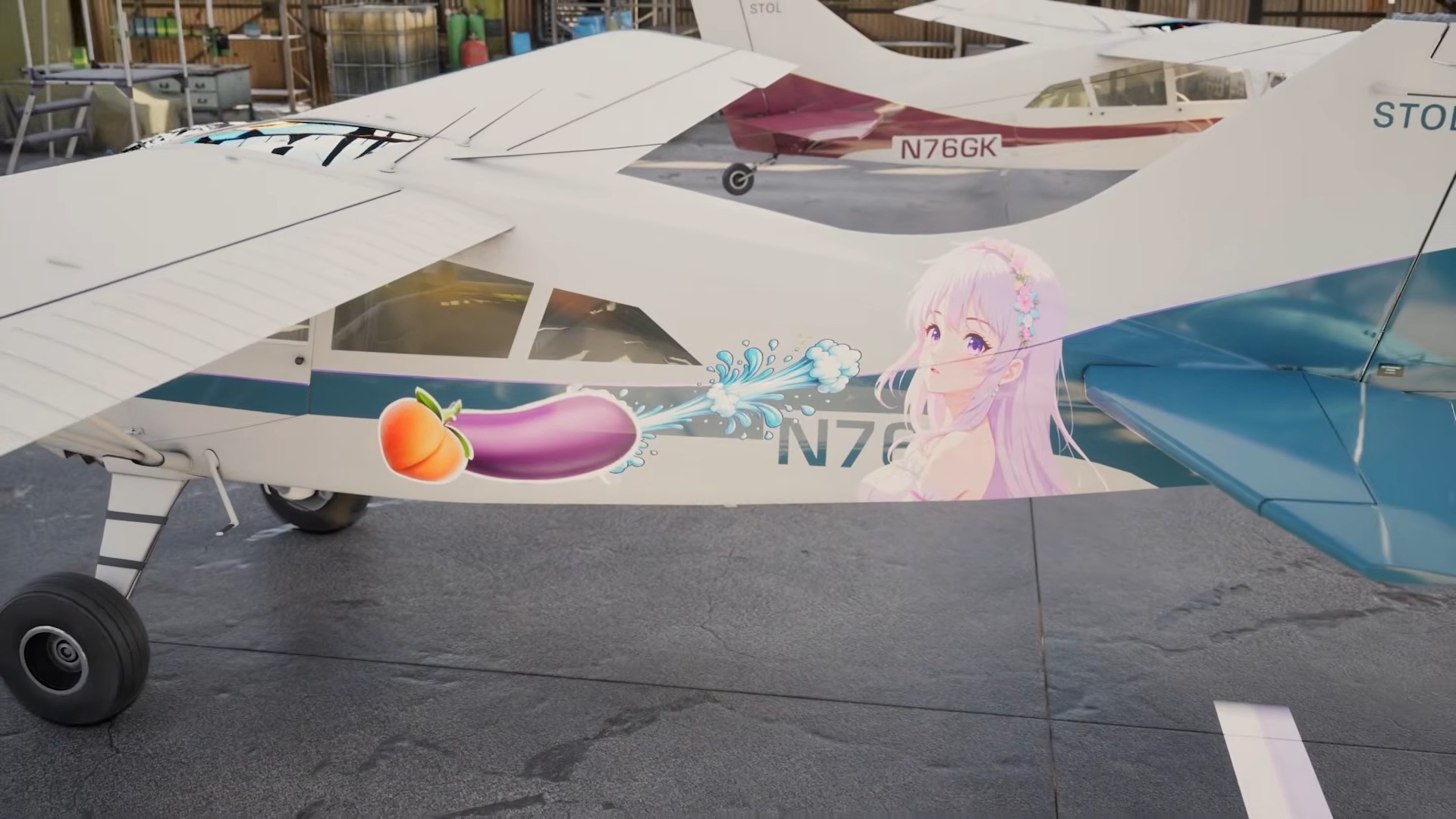 飛行機で“怪しい荷物”を運ぶ協力ゲーム『Cartel Pilots Wanted』発表。気を抜いたらゴリラや戦闘機に急襲される_003