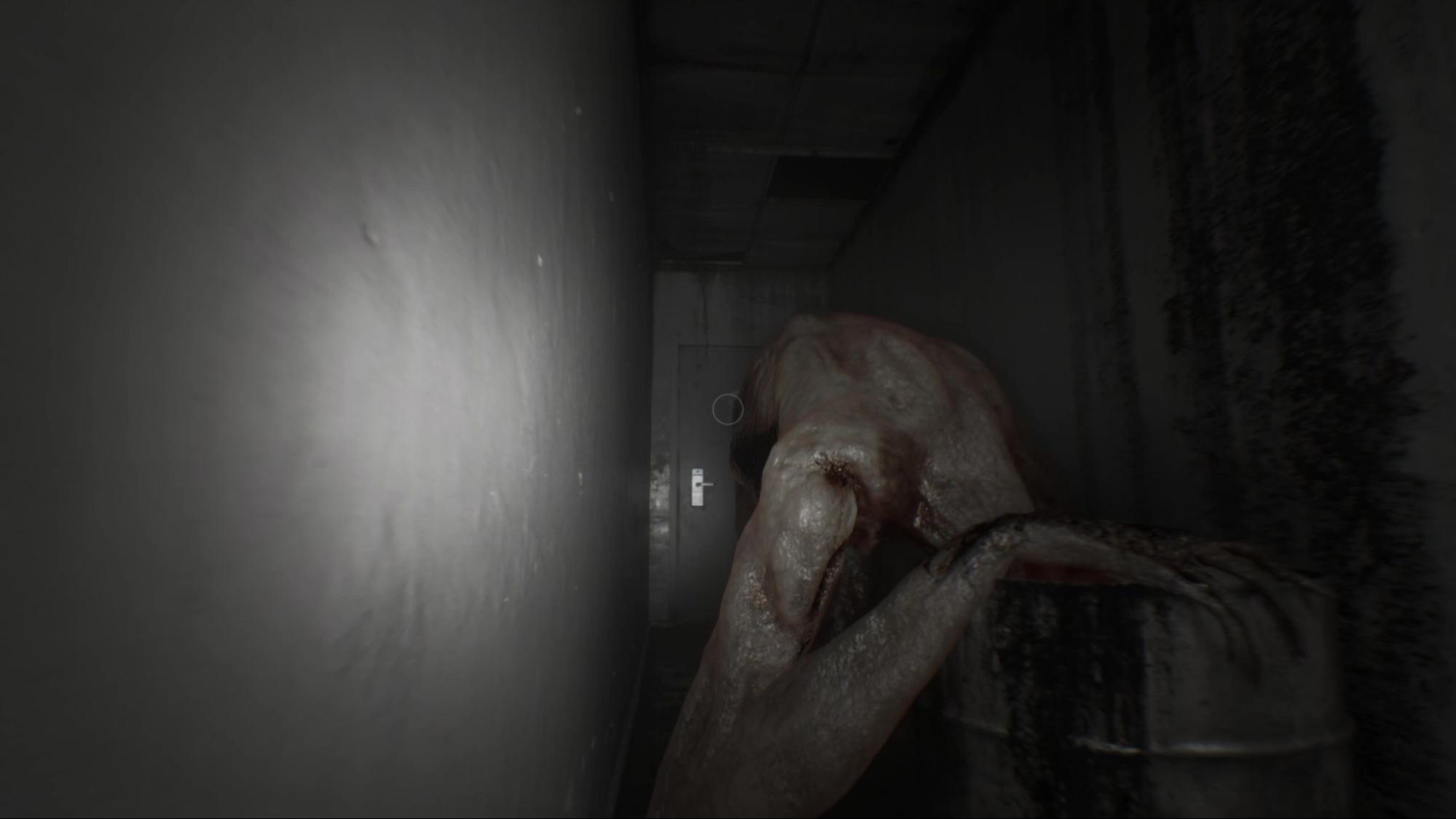 『Subliminal』評価・レビュー・感想｜嫌な脂汗が止まらない緊張感の「バックルーム」風ホラーゲーム_014