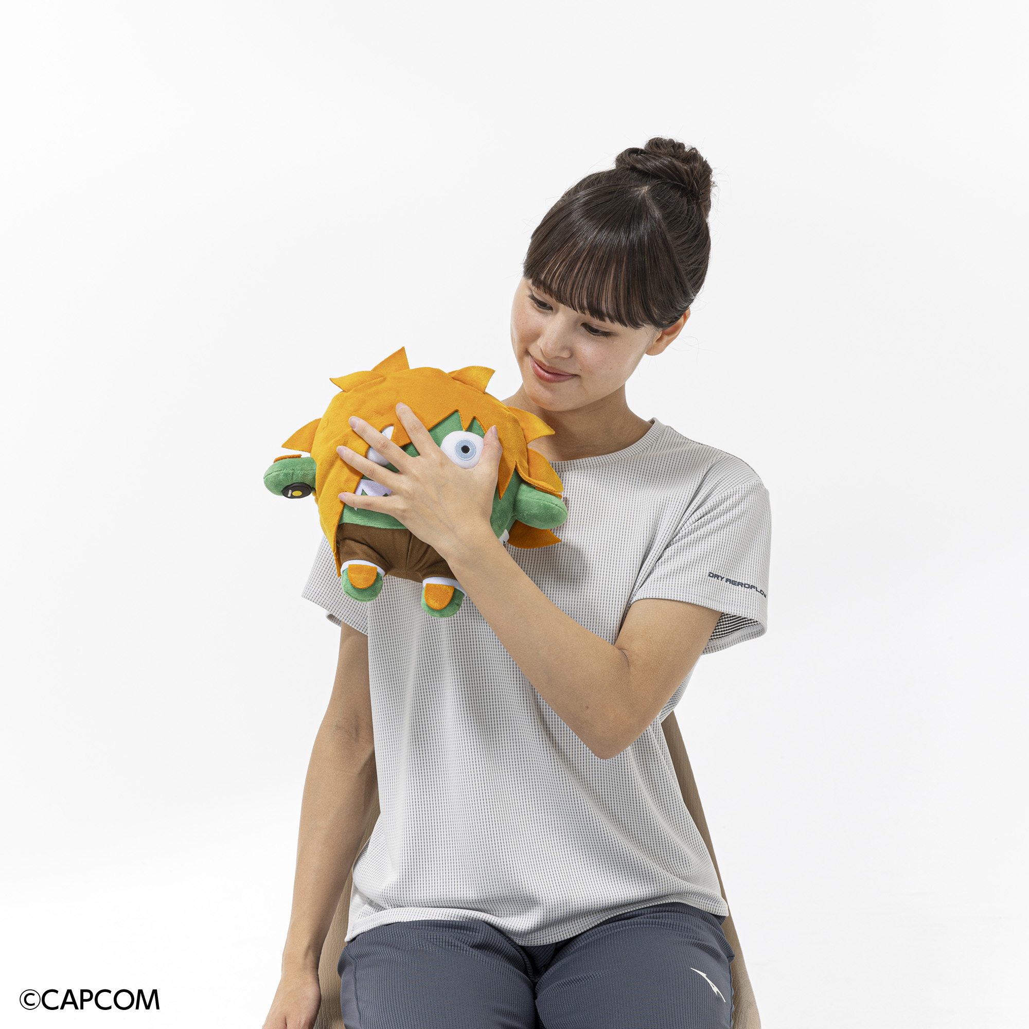 ミズノが『ストリートファイター6』とコラボした「eスポーツギア」を発表。ゲーミングチェアやコントローラーが登場_008