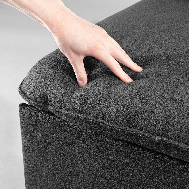 座面下の隠し倉庫にいろいろしまっておけるソファがバウヒュッテより発売_006