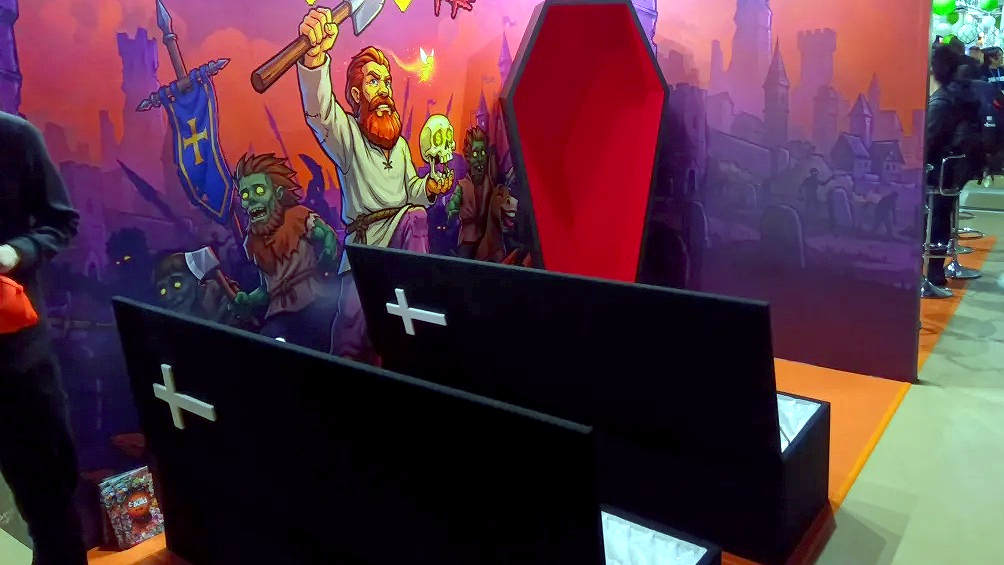 棺桶の中で寝ながら『Graveyard Keeper 2』をプレイ。やわらかいし狭くて落ち着くし、一生ここに居続けたい_001