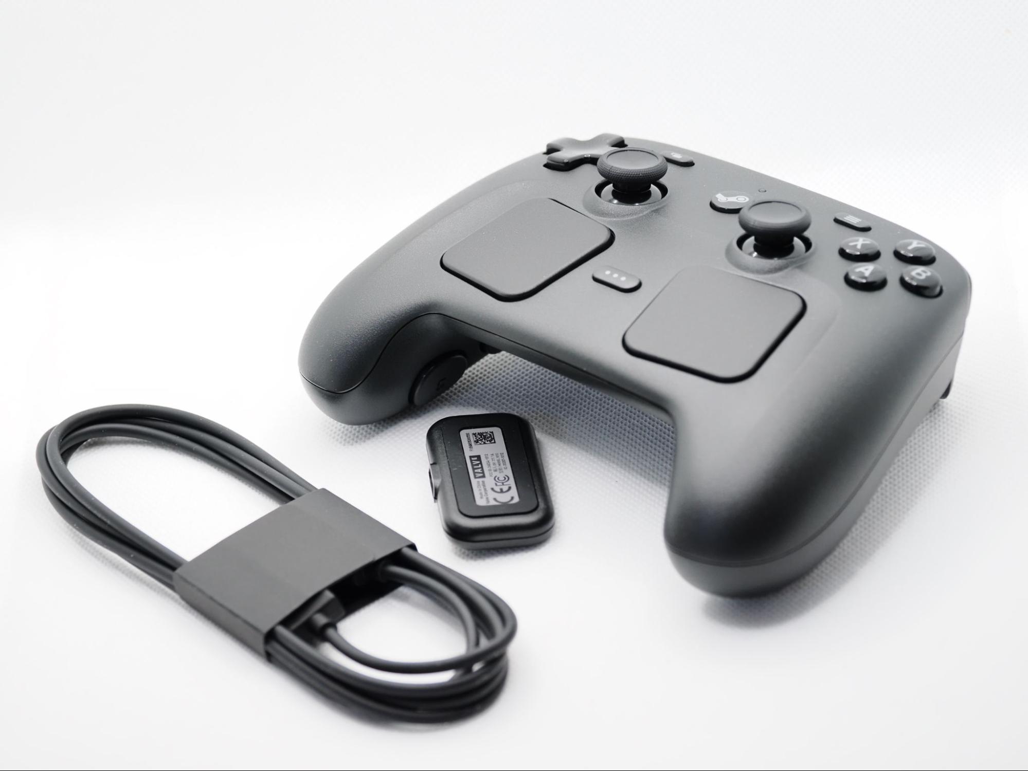 「Steam Controller」製品レビュー｜疑似キーマウ＆ボタン・スティック操作が融合したモンゴリアンコントローラー_003
