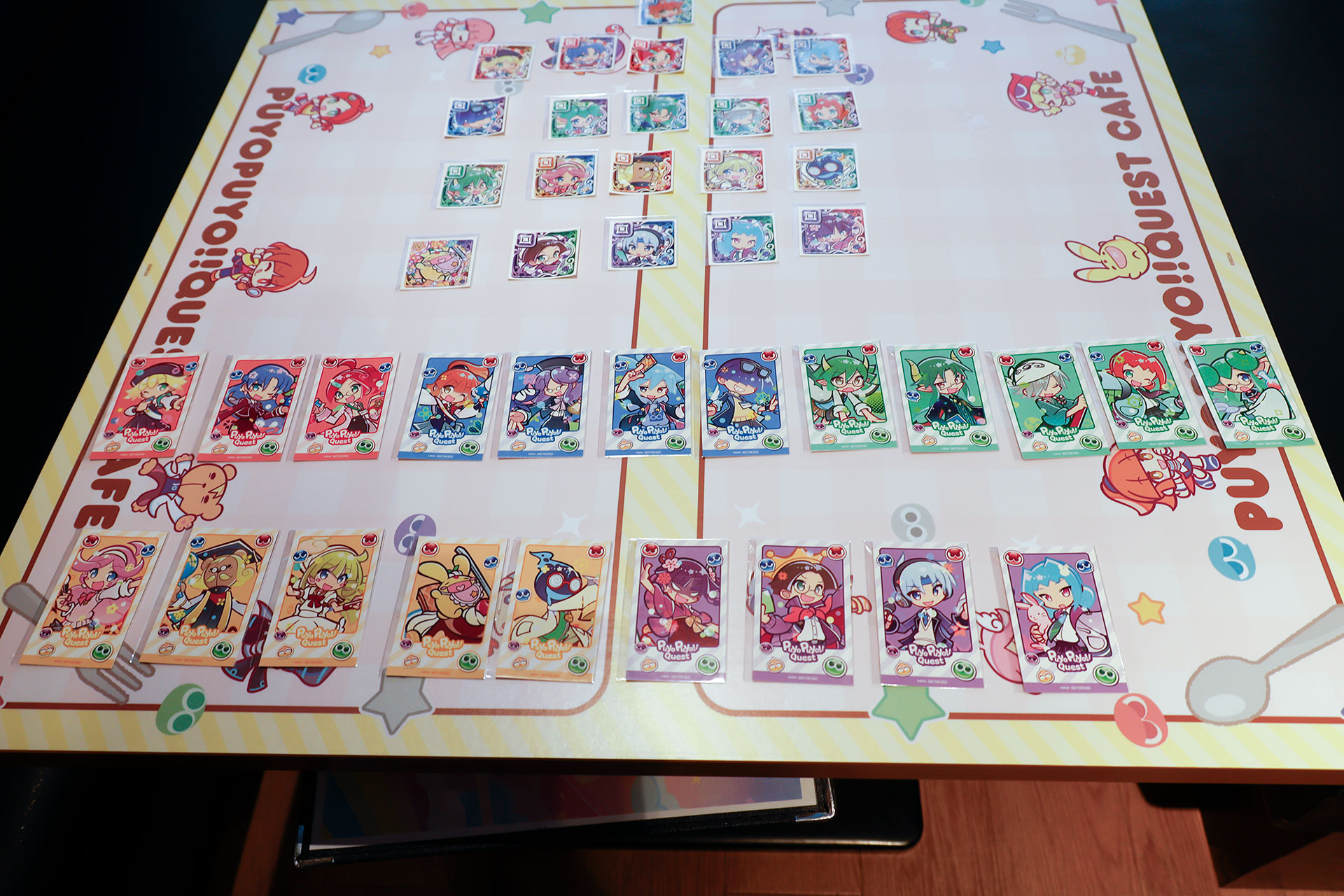 「ぷよクエカフェ」が約1年ぶりに復活! ルルーのカレーや13周年お祝いドリンクなどコラボメニューをひと足お先に味わってきた_031