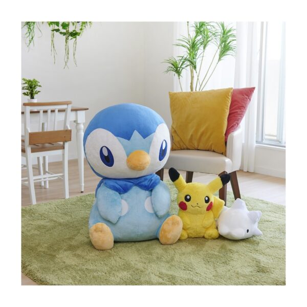 「Piplup Pokédex-Size Poké Plush - 31 In.」が海外ポケセンにて予約受付中_001