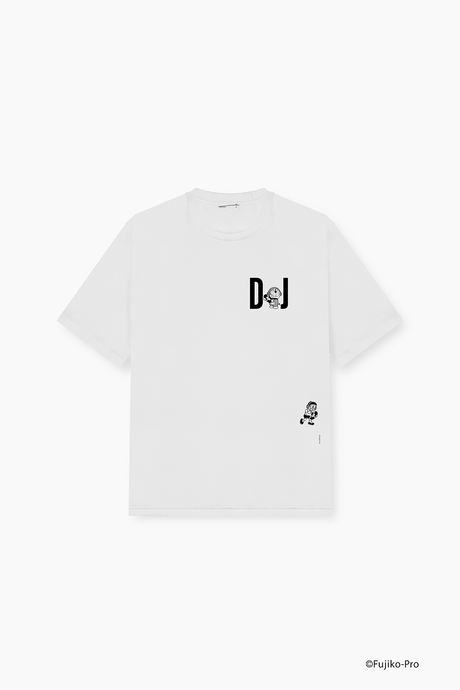 「ドラえもん」が“ギター”を掻き鳴らすTシャツが6月13日より順次発売_001