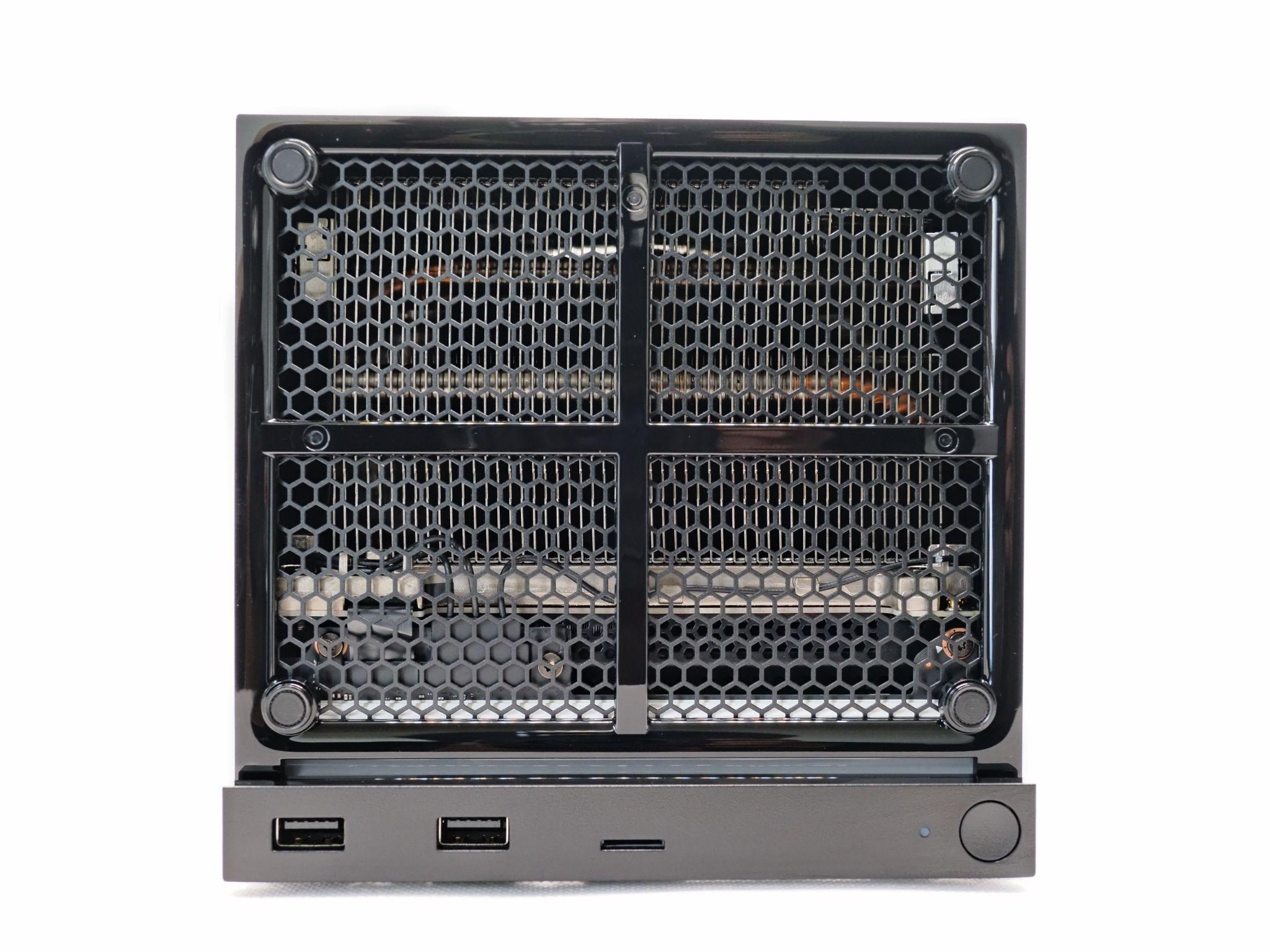 Valveの新型PCゲーム機「Steam Machine」先行体験レビュー：あらゆる面で高バランスのつよつよゲーミングデバイス_011