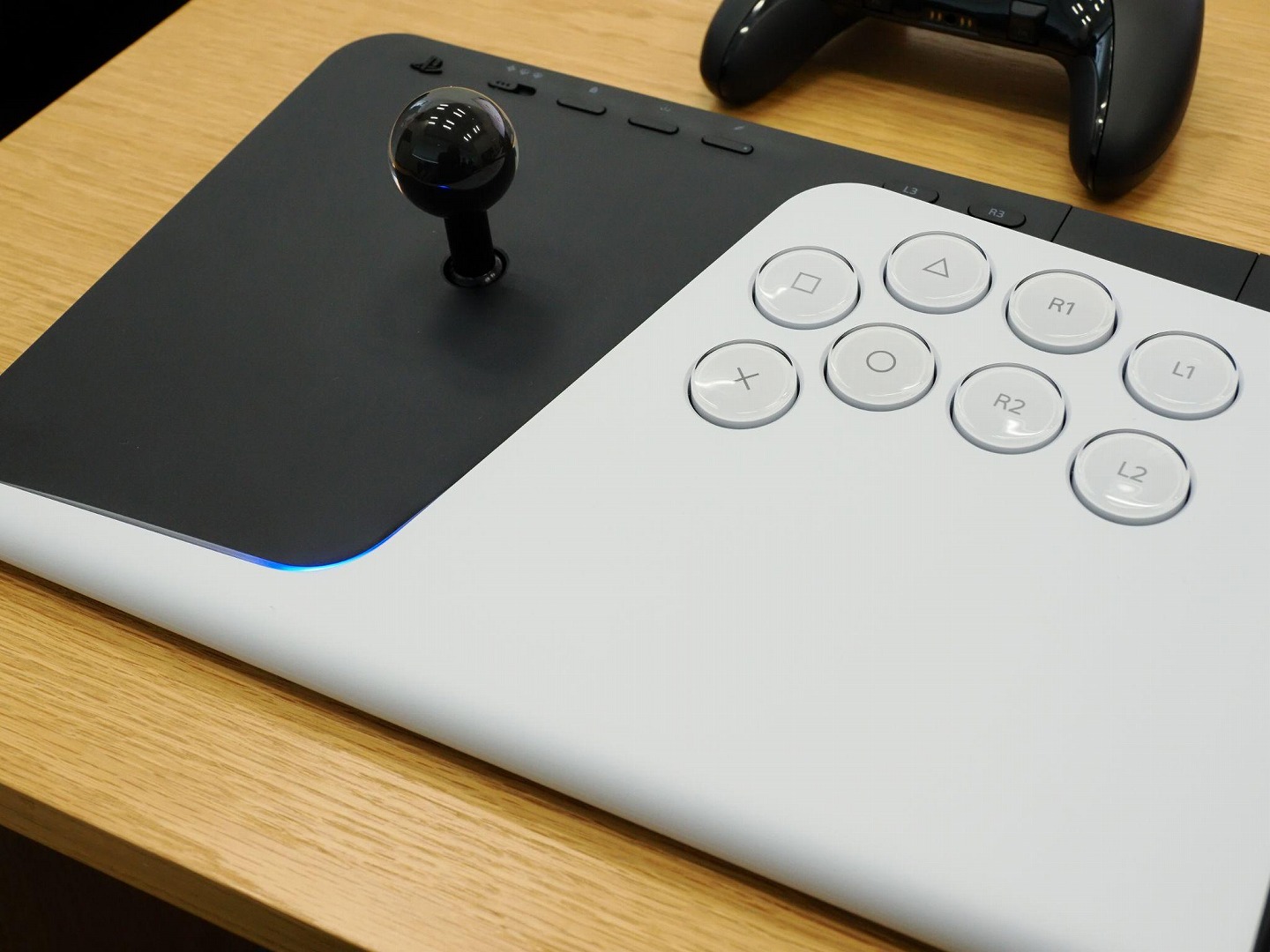 PlayStation 5の純正アケコン・スピーカー・モニター3製品を触ったら全部欲しくなった話_003