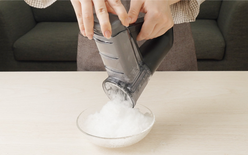 「かき氷」と「野菜スライス」を1台で作れる電動マルチスライサーが発売中_001