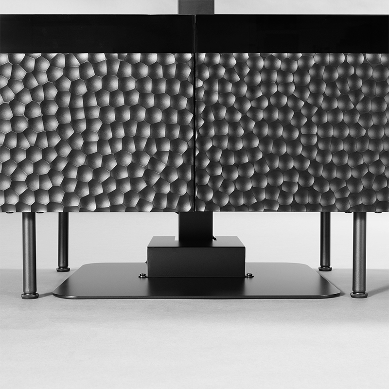 機材の熱、首の疲れなどゲーマーの悩みを解決する「空調テレビボード」＆「電動昇降テレビスタンド」登場_024