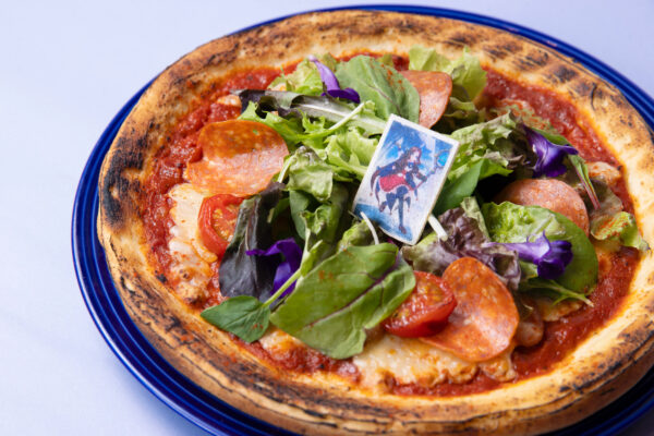 コラボカフェ「Fate/Grand Order 展 -星見の回廊-」限定メニューが発表。マシュの盾がモチーフのハンバーガーなど_004