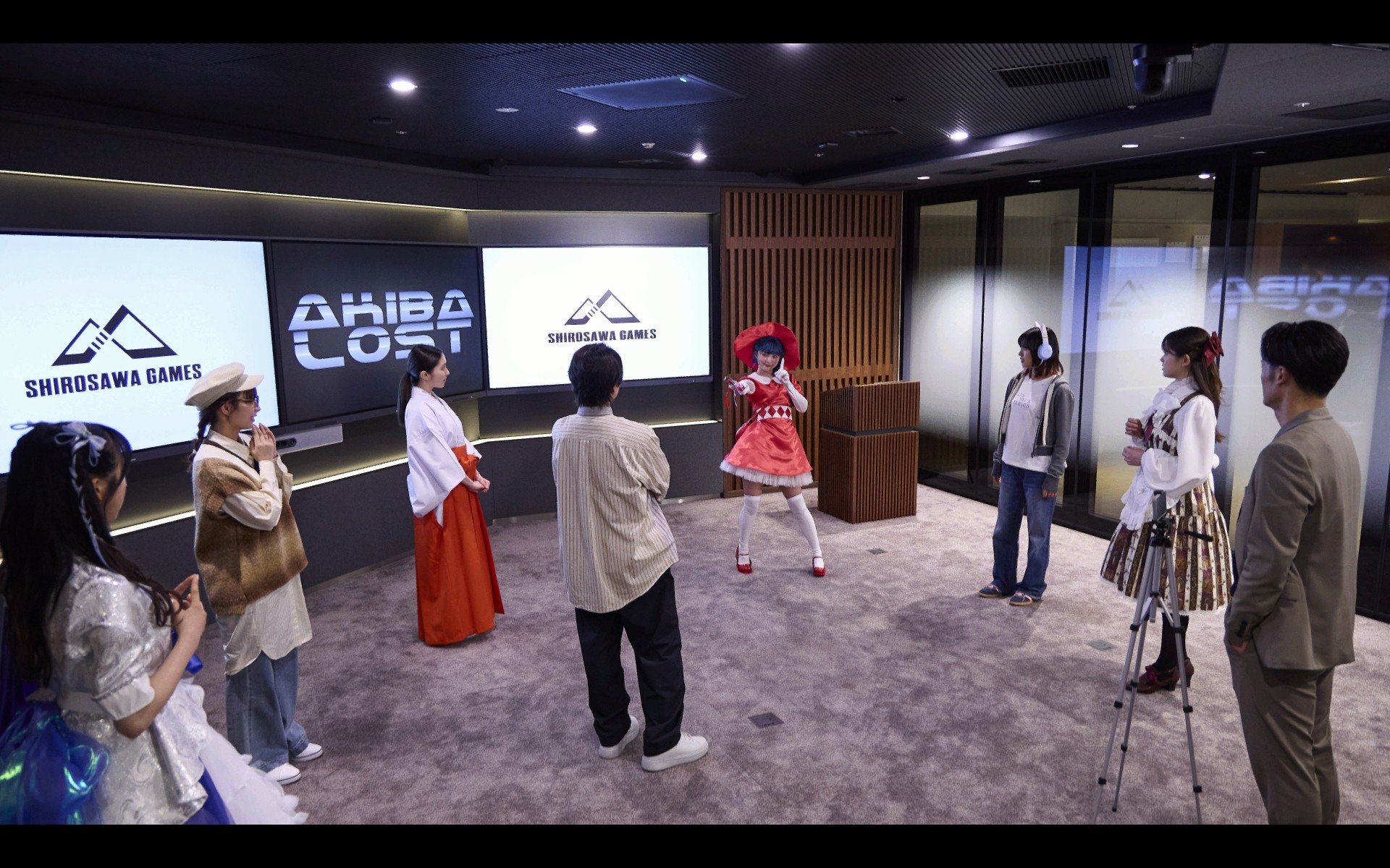 6人のキャラ視点で「秋葉原・神隠し事件」を追う“実写アドベンチャーゲーム”が面白そう。主演・北山宏光の『AKIBA LOST』_030