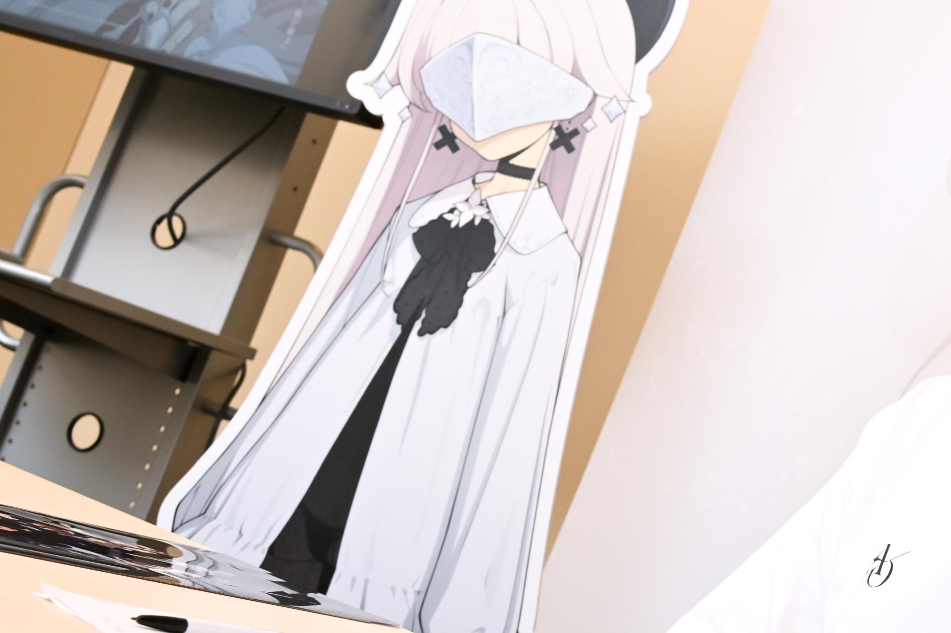 『アストラエ・オラティオ』アートディレクターインタビュー:エモくて新しい