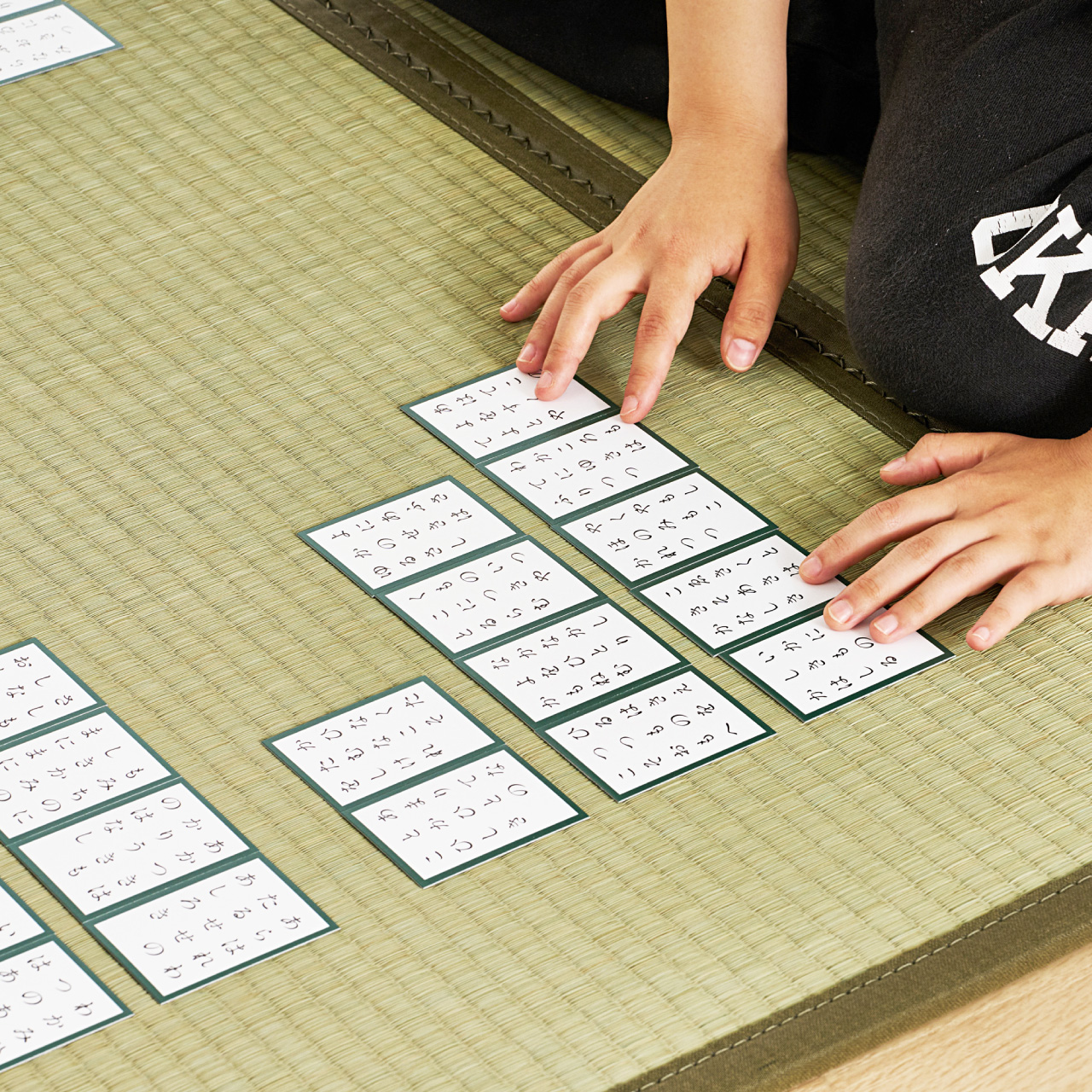 「競技かるた練習畳」が新発売。全日本かるた協会推薦で、 フローリングの上でも使える_002