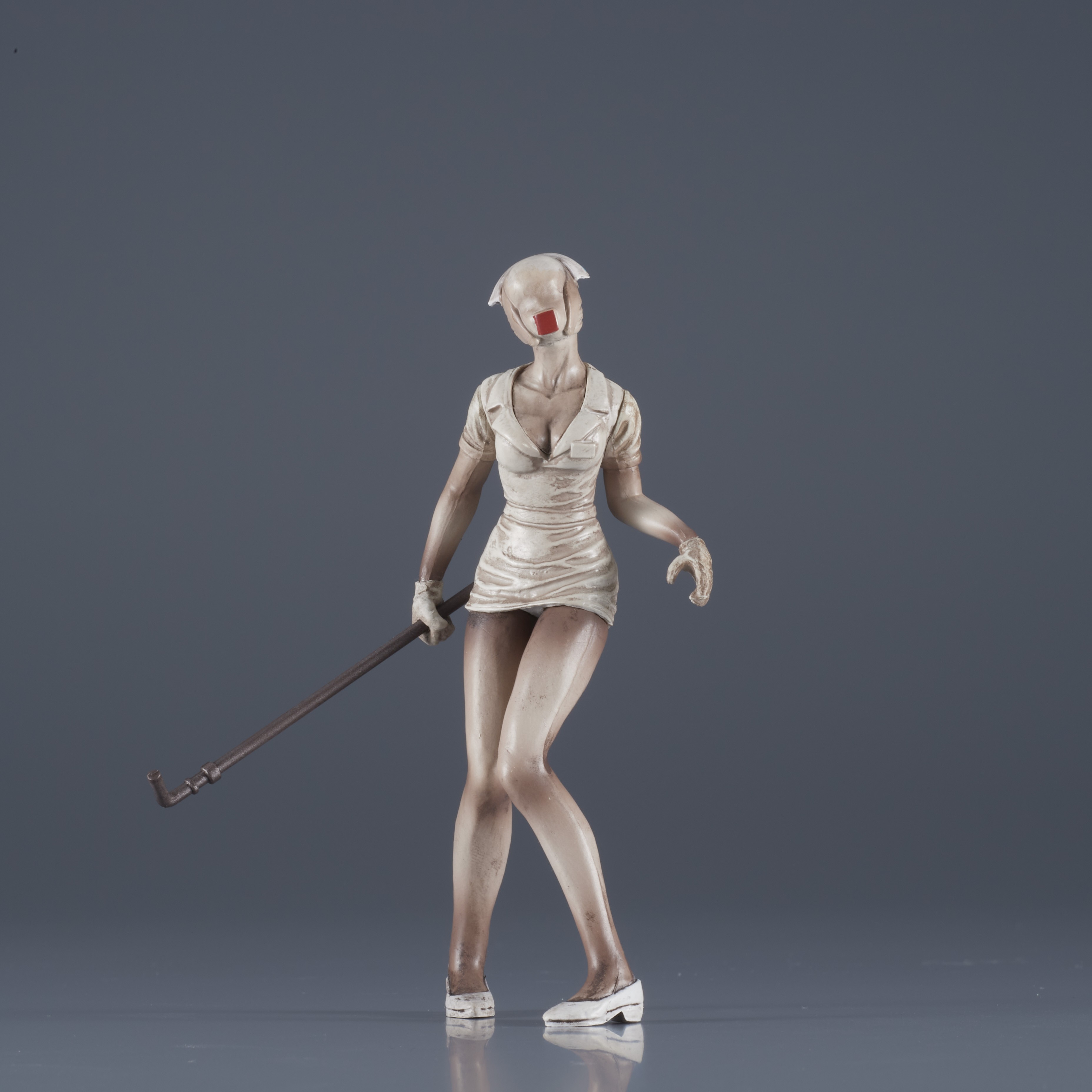 『サイレントヒル2』“三角頭”こと「レッドピラミッドシング」のフィギュアが8月下旬に発売へ_005