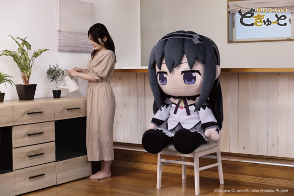 『まどマギ』まどかとほむらの「超特大ぬいぐるみ」が予約開始。高さ約100センチの圧倒的な存在感
_002