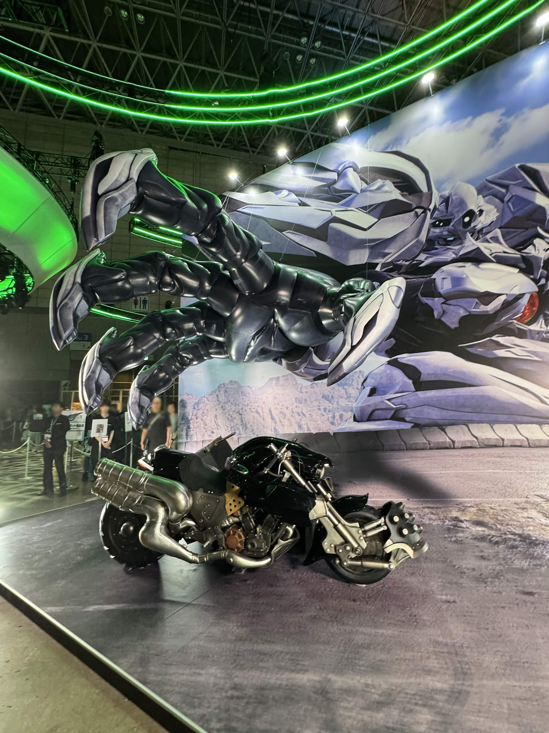 『FF7 リベレーション』レビュー・評価・感想:セフィロスの距離感が近すぎてシドやWEARシステムどころじゃなくなった_017