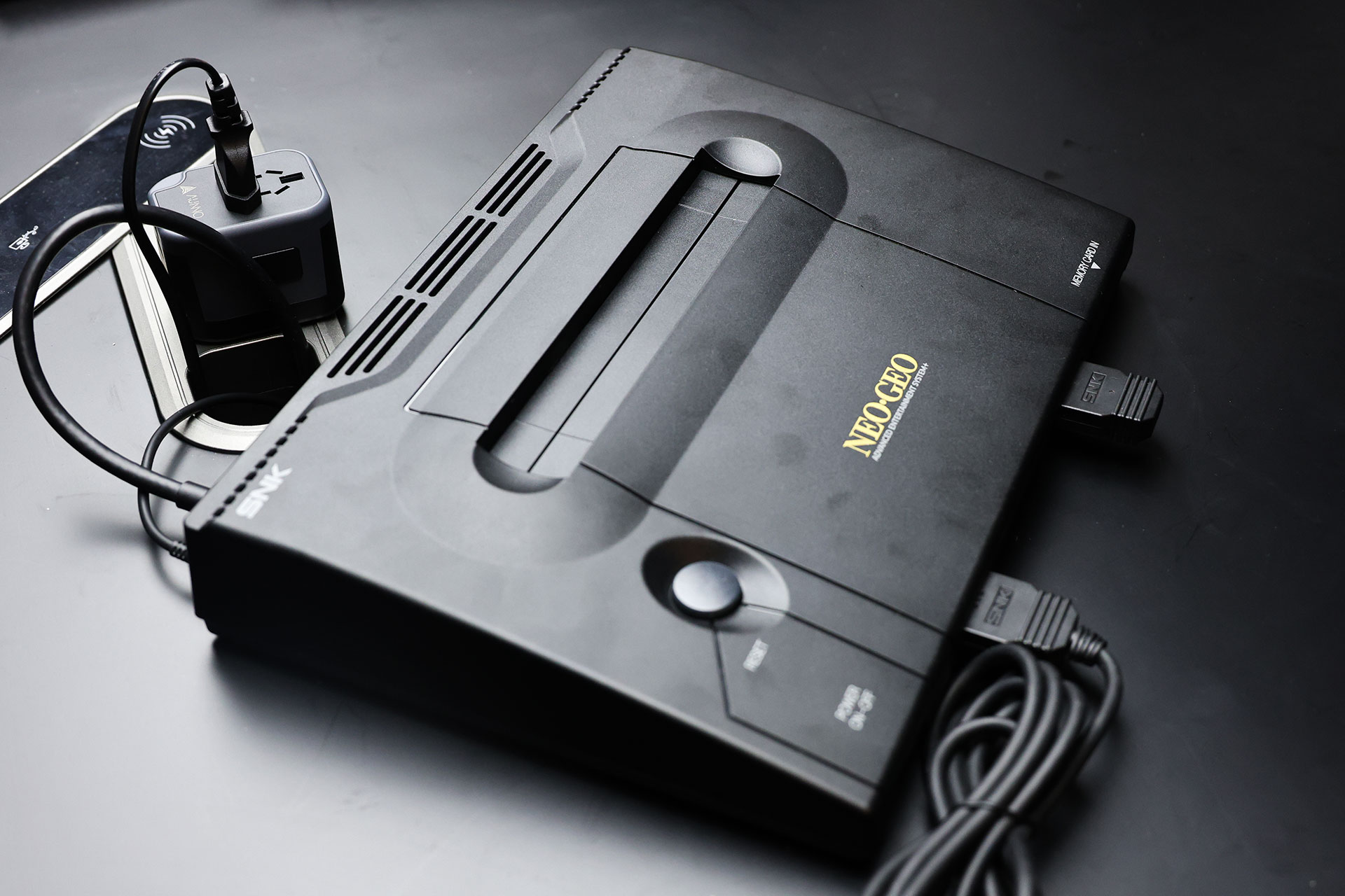 『NEOGEO AES+』インタビュー:過去作の互換性100%+『ゼロウィング』など新規タイトルも追加_007
