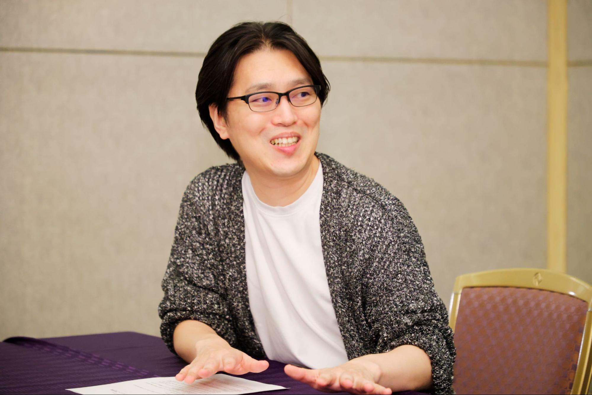 『UN:Me』インタビュー。主人公を演じた声優・花守ゆみりは「4つの魂」をどう演じたのか? _004