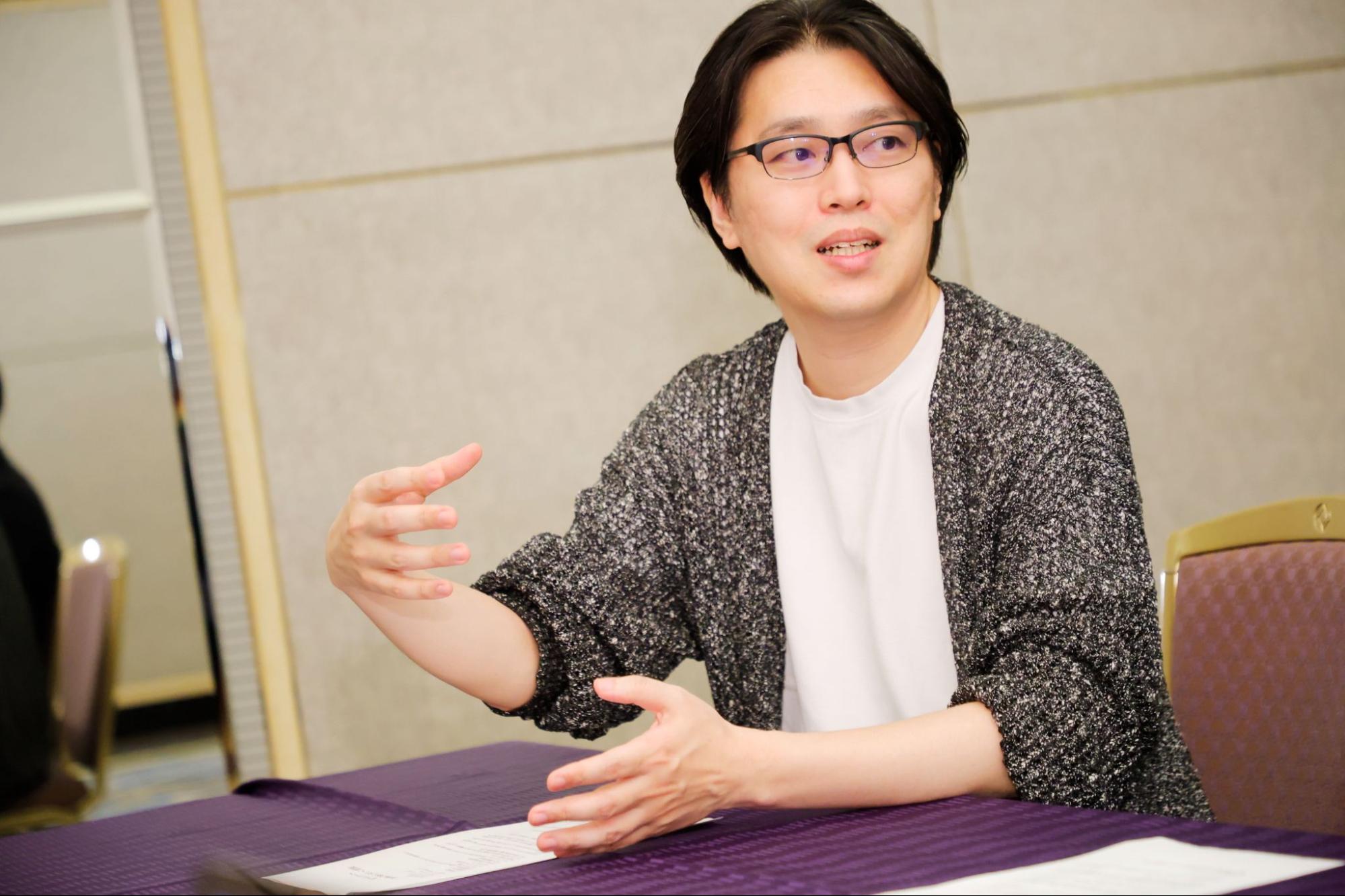 『UN:Me』インタビュー。主人公を演じた声優・花守ゆみりは「4つの魂」をどう演じたのか? _014