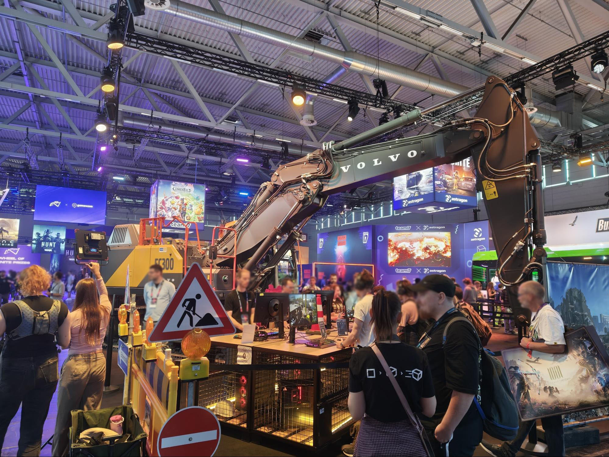 gamescom 2026会場レポート。メタルギアにレースカーにトラクターまで登場。気合い入りまくりですごかった_020
