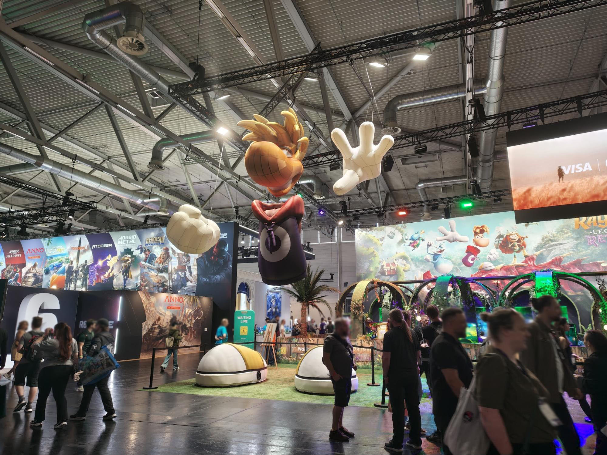 gamescom 2026会場レポート。メタルギアにレースカーにトラクターまで登場。気合い入りまくりですごかった_017