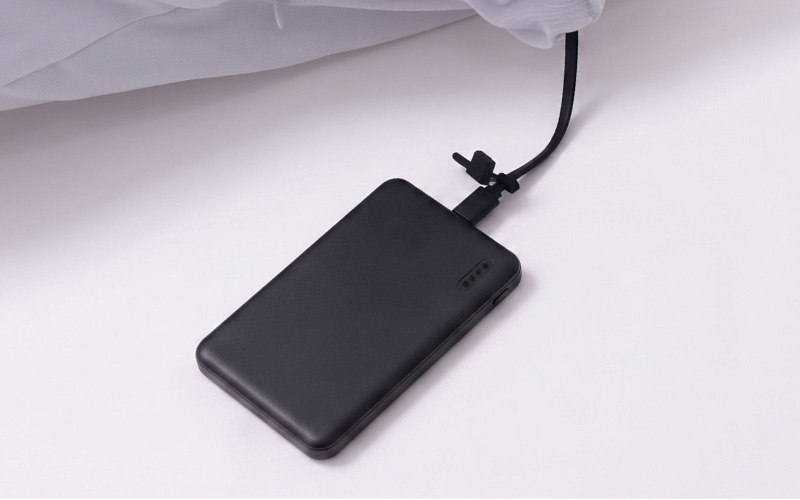 『ヒーターでじんわりあたたかい「推しの温もり抱き枕」』が発売。内蔵ヒーターで人の体温のような暖かさを再現したUSB給電式抱き枕_007