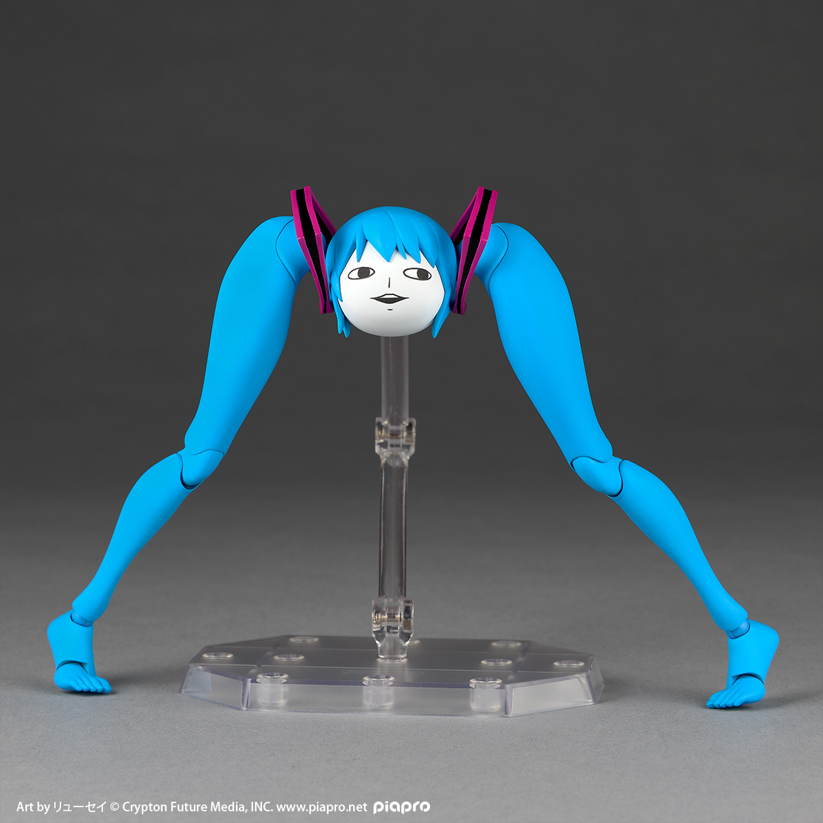 「シテヤンヨ」のアクションフィギュアが9月15日より予約受付を開始
_010