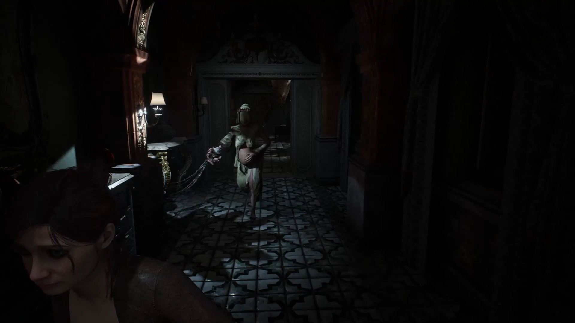 カルト的⼈気を誇るサバイバルホラー『Remothered』完結編『赤き修道女の遺産』が10月27日に発売_005