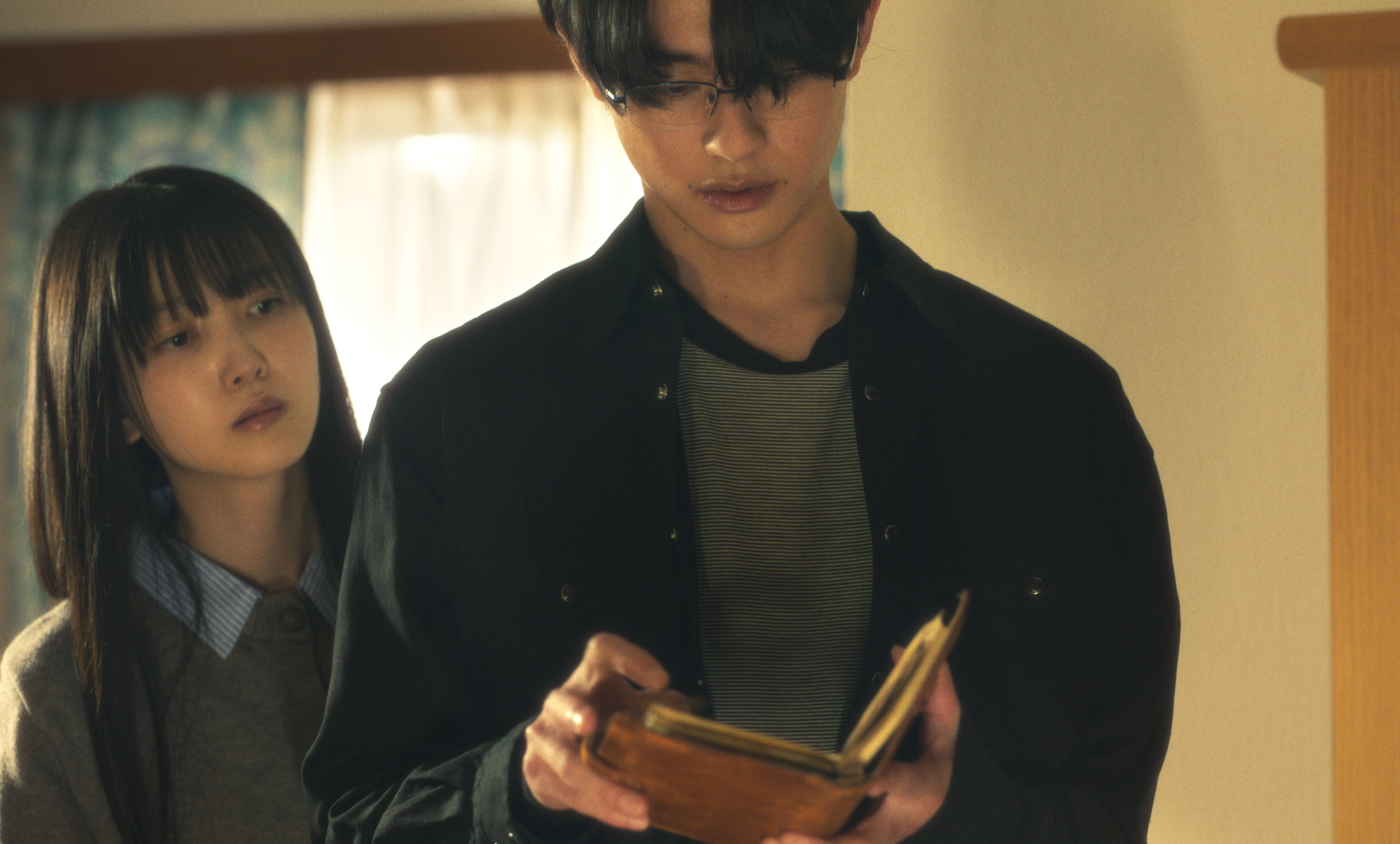 ネット発の都市伝説を映画化した『巨頭オ』予告映像や追加キャストが解禁_002