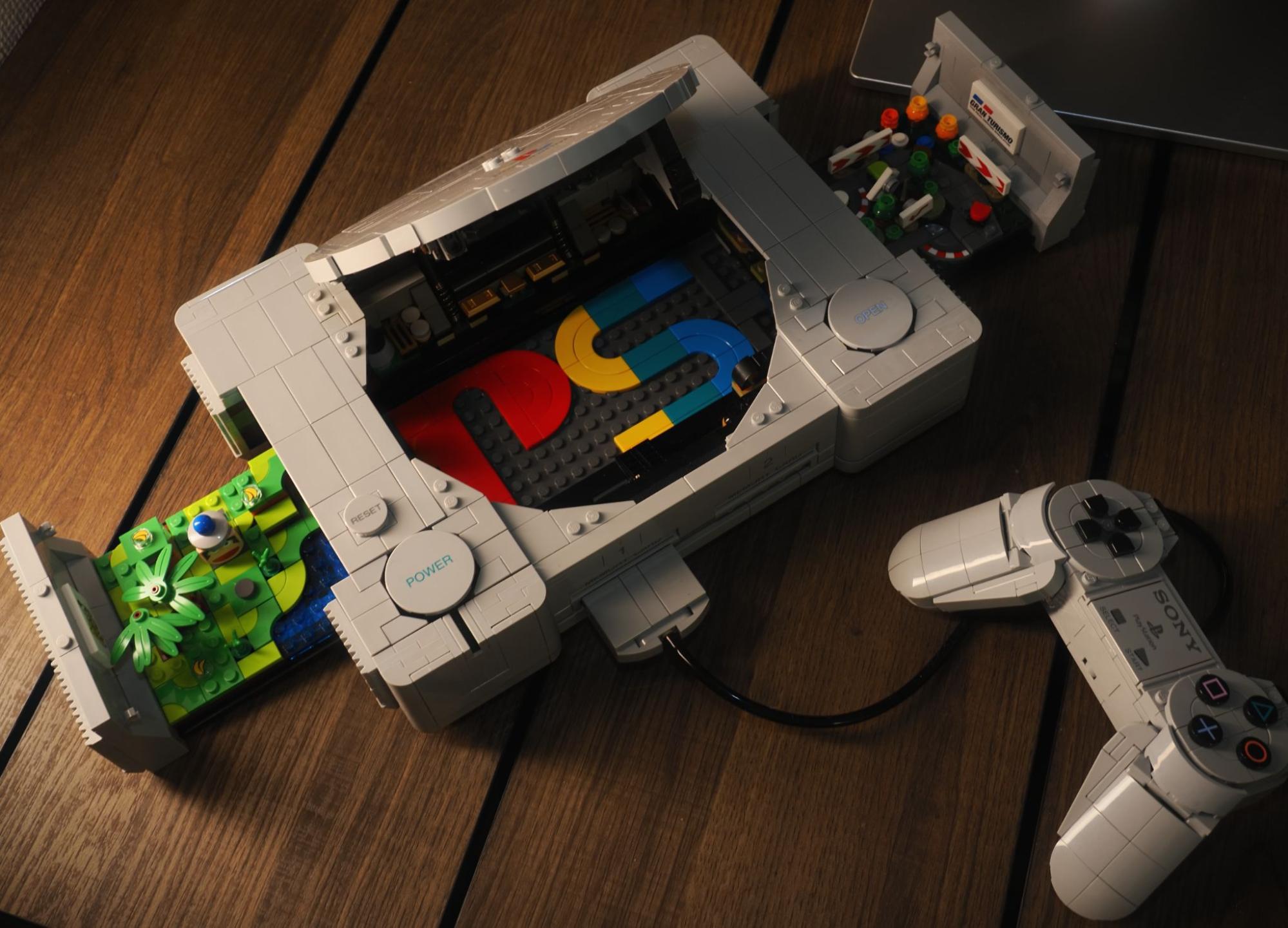 「レゴ® PlayStation™」組み立て・制作。あの初代プレイステーションを再現できる!? ほぼ実物大、全1,911ピース_021