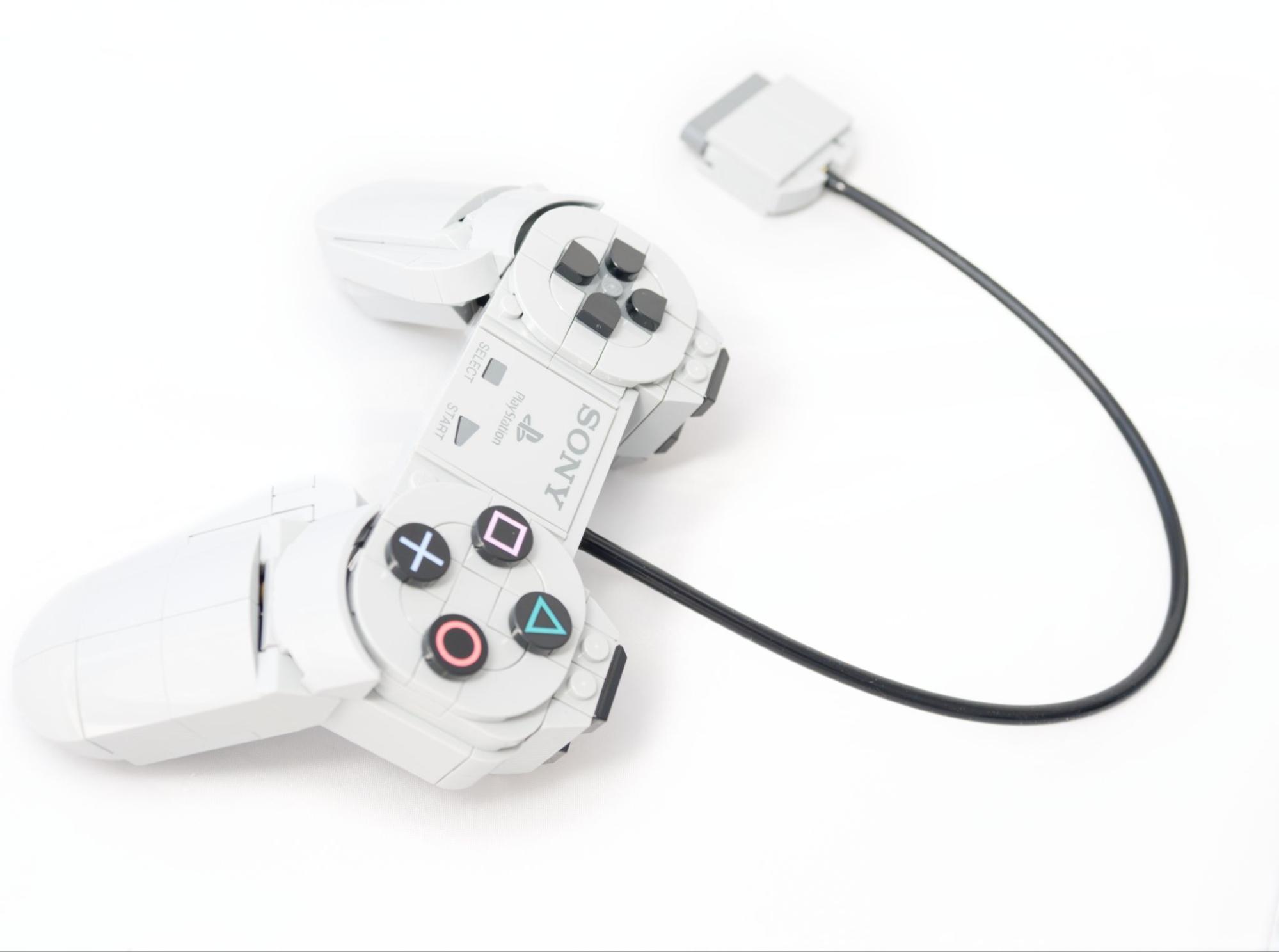 「レゴ® PlayStation™」組み立て・制作。あの初代プレイステーションを再現できる!? ほぼ実物大、全1,911ピース_019
