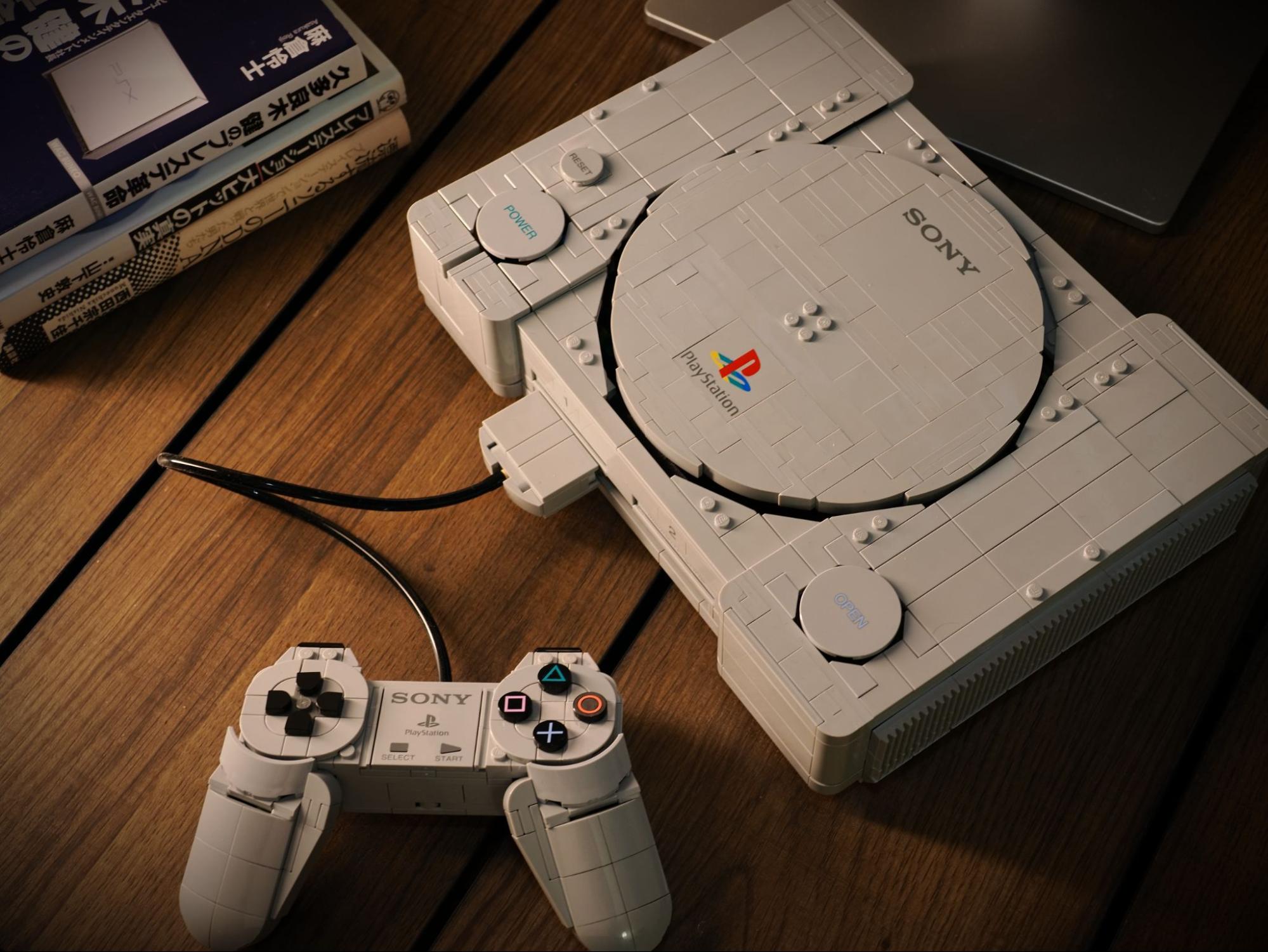 「レゴ® PlayStation™」組み立て・制作。あの初代プレイステーションを再現できる!? ほぼ実物大、全1,911ピース_020