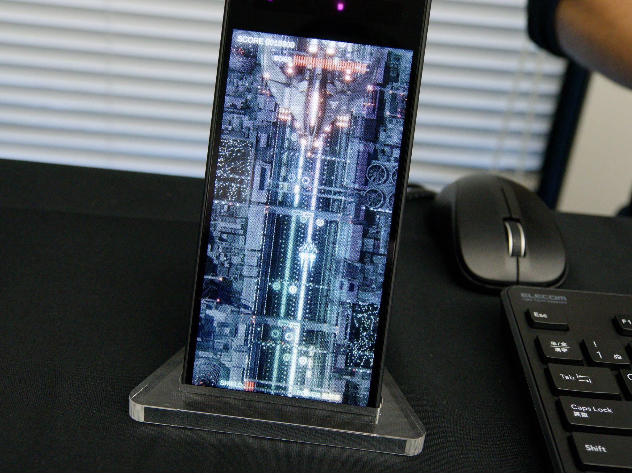 ソニーの空間再現ディスプレイ「ELF-MN1」体験レポート。推しを机上に召喚、専用メガネ等なしの「裸眼3D」で眺められる_014