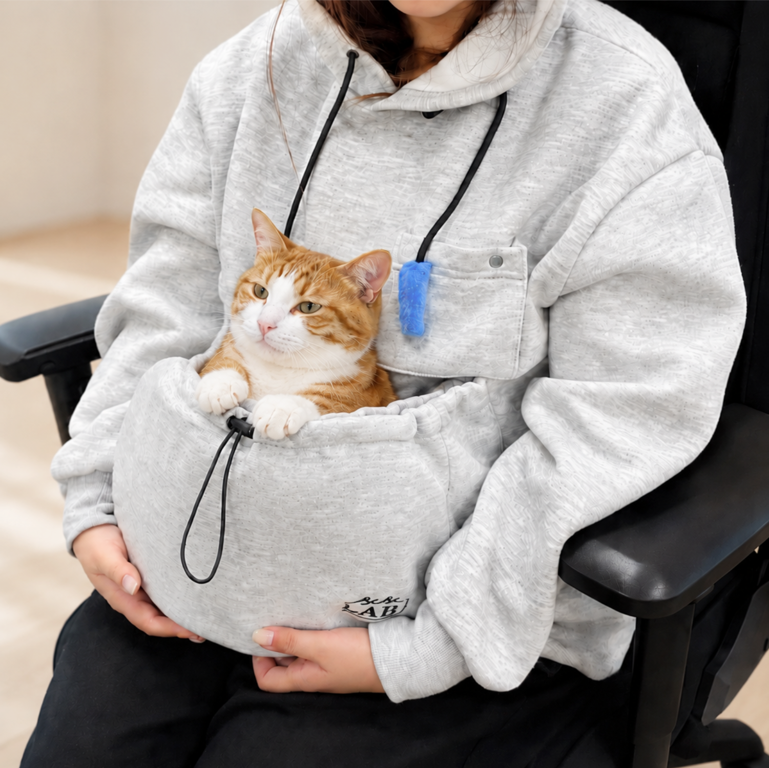 愛猫を“お腹のポケット”にINできるルームウェア「にゃんガルーパーカー3」が発売_001