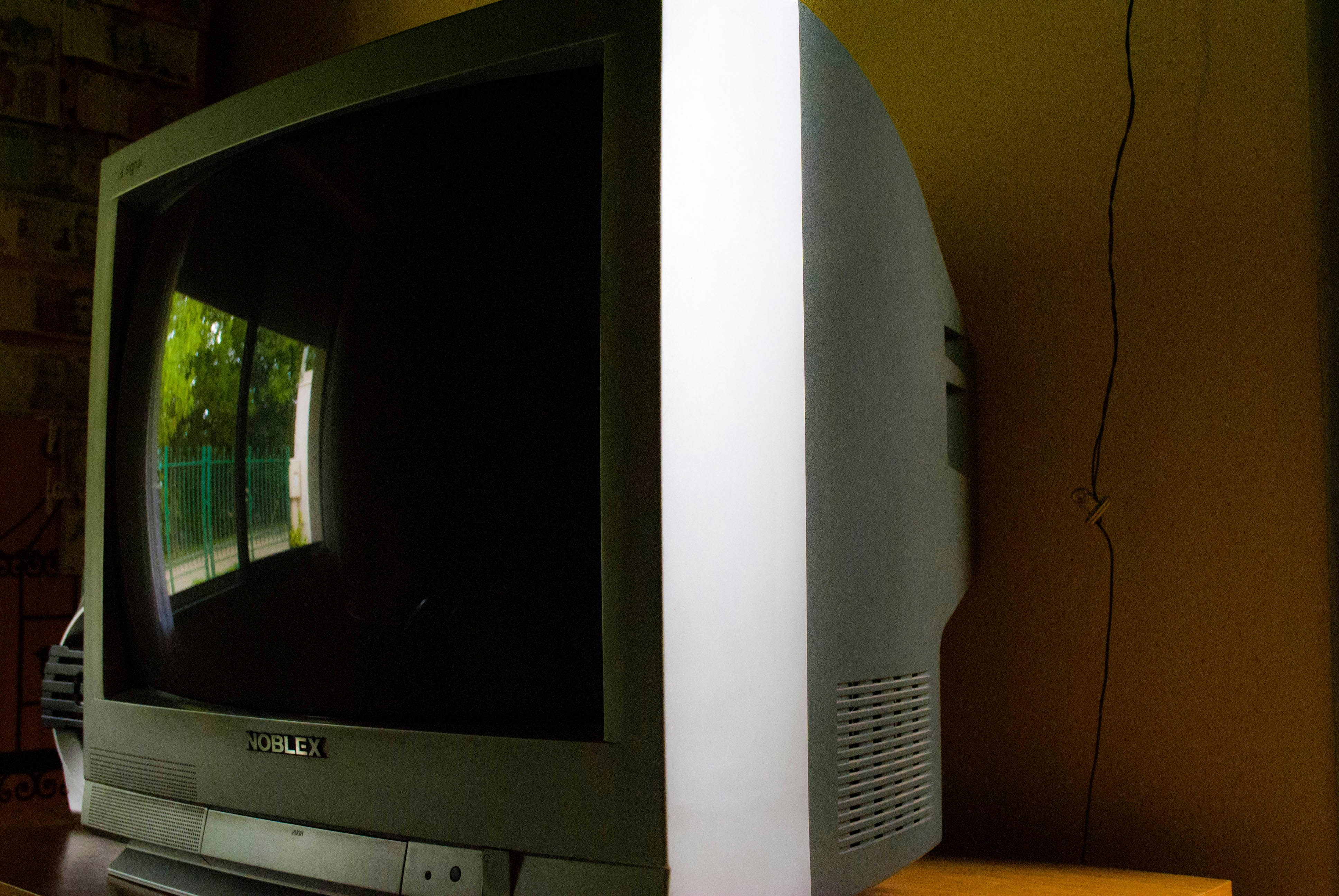 日本語版もないのにどうしても遊びたくて、違法まがいのデバイスを使ってまで無理やり北米版の『〇〇』を遊んだ男の物語_003