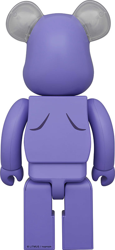 『青鬼』まさかの巨大な「ベアブリック」になって登場_002